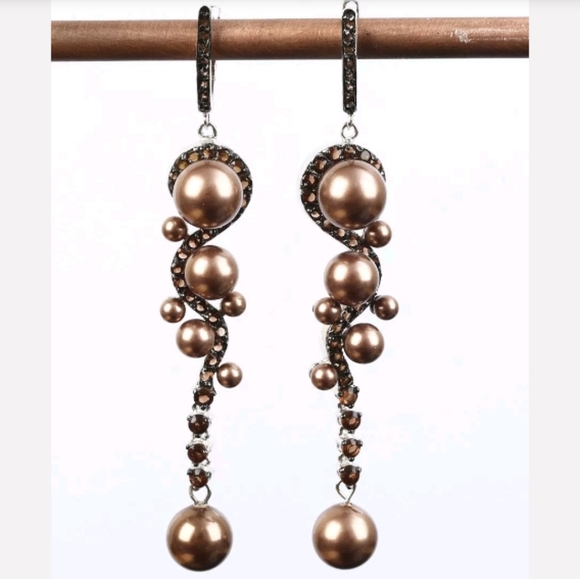 Dramatic chocolate Topaz silver & pearl earrings
